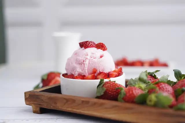 These Strawberry Specials In Mumbai Are Sure To Delight You!